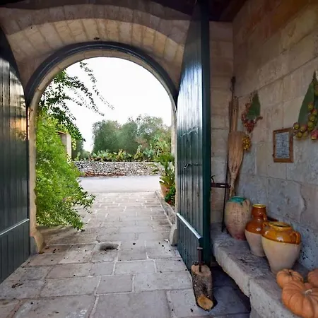 Villa Masseria Le Pezzate By Raro