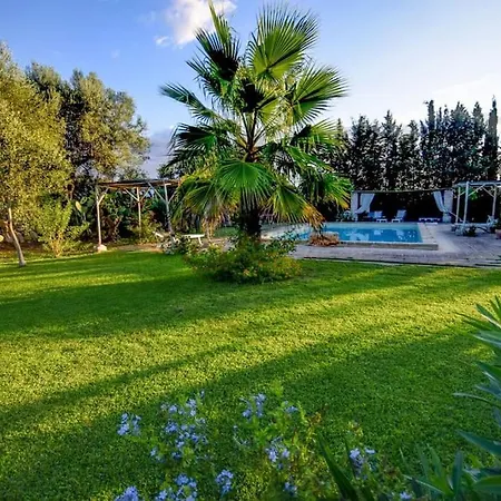 Masseria Le Pezzate By Raro Villa Maglie